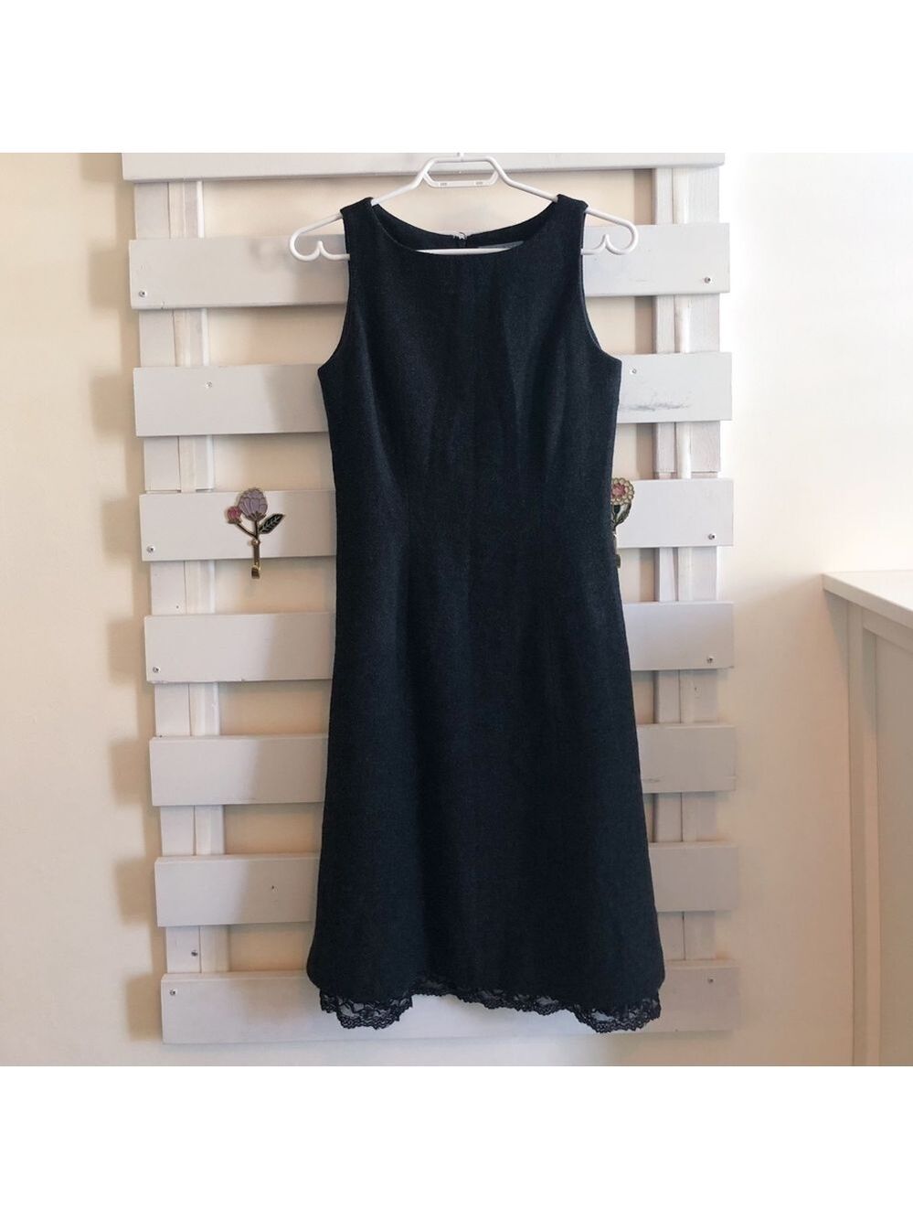 Smart Set 𝅺midi wool dress with lace trim